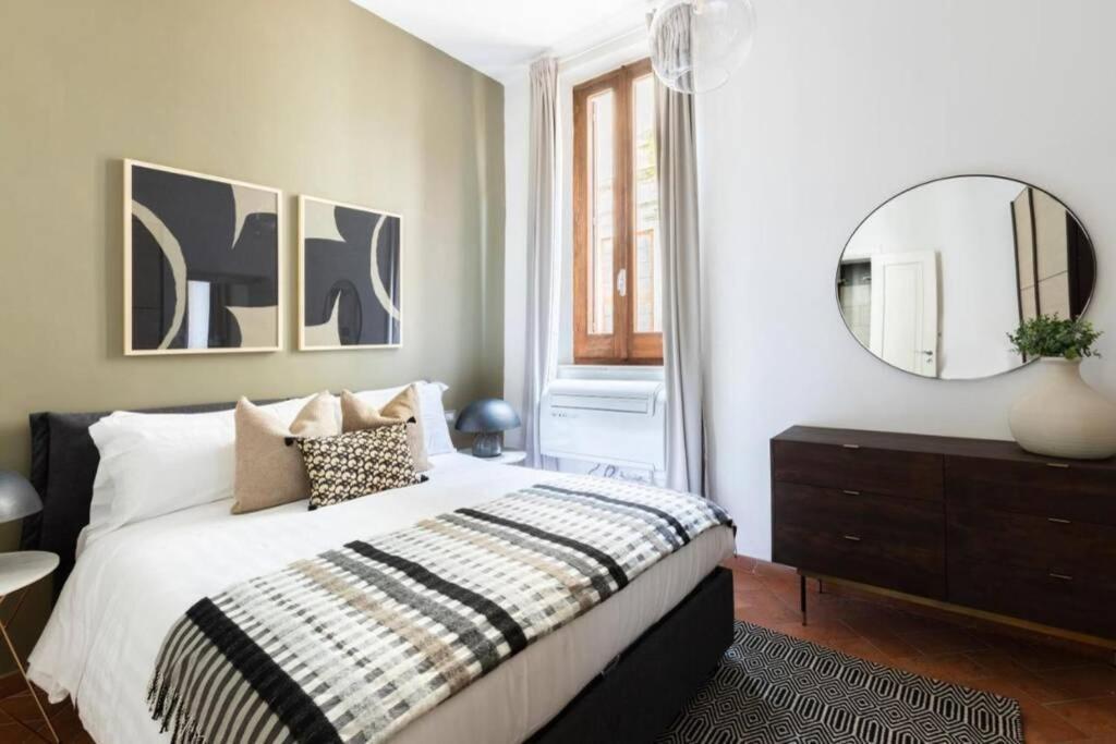 Apartmán Charming 1Br In Navona Square Řím Exteriér fotografie